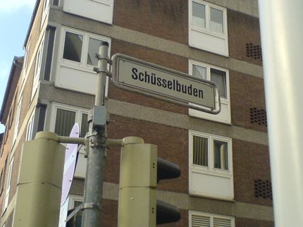 Straßenschild Schüsselbuden